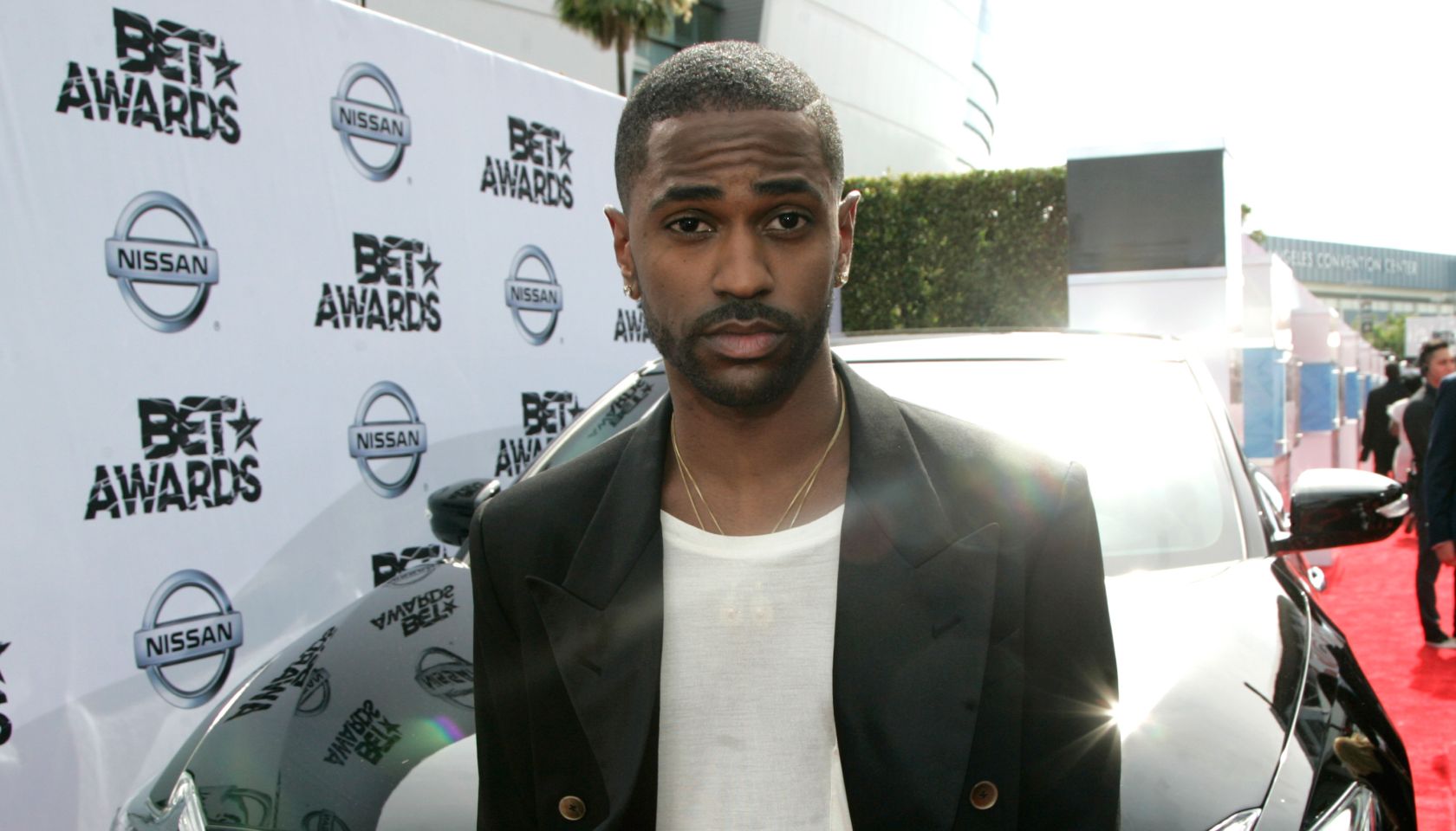 2015 BET Awards - Nissan Red Carpet