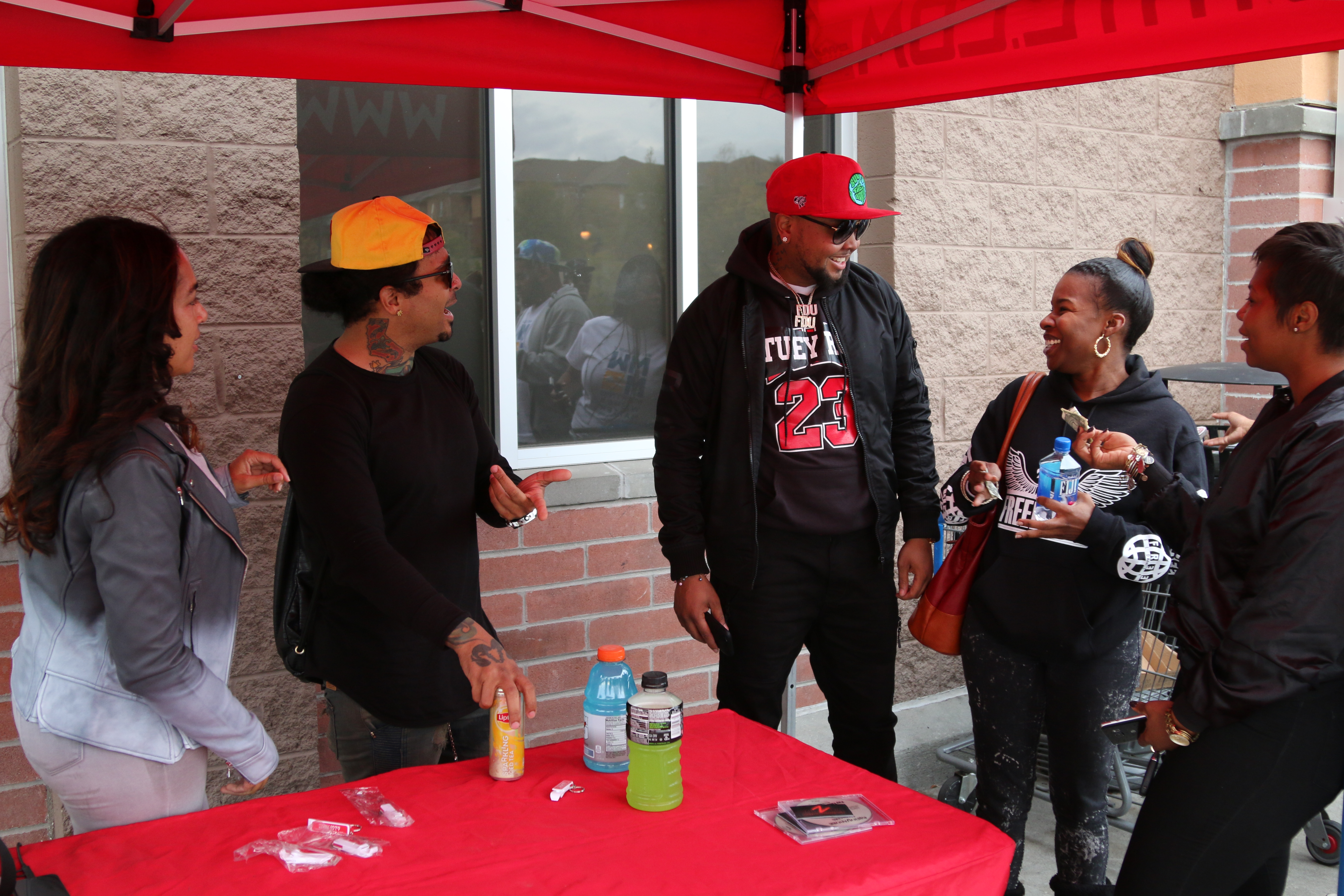 Durtty Boyz Collecting For Seniors [GALLERY]