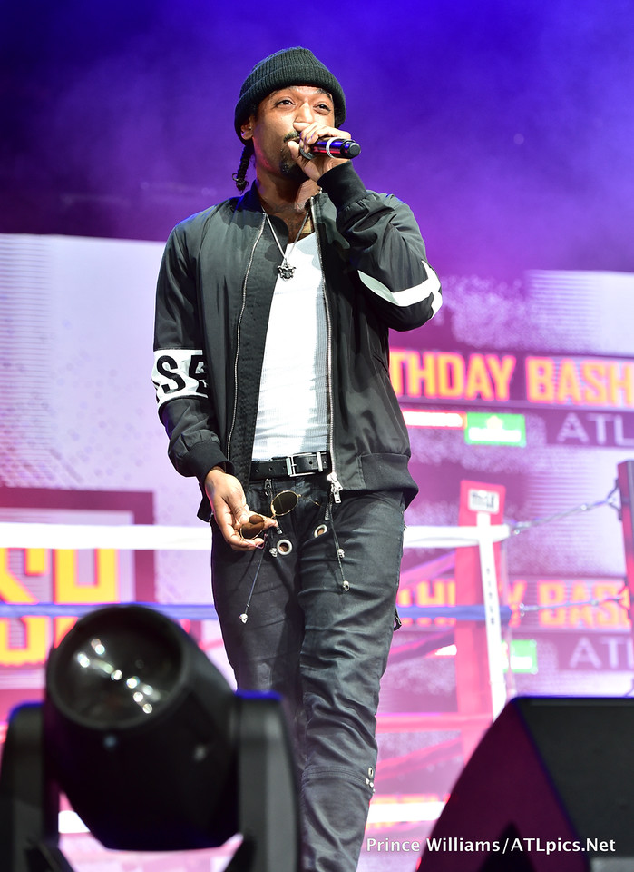 Lloyd + Surprise Guest Ashanti