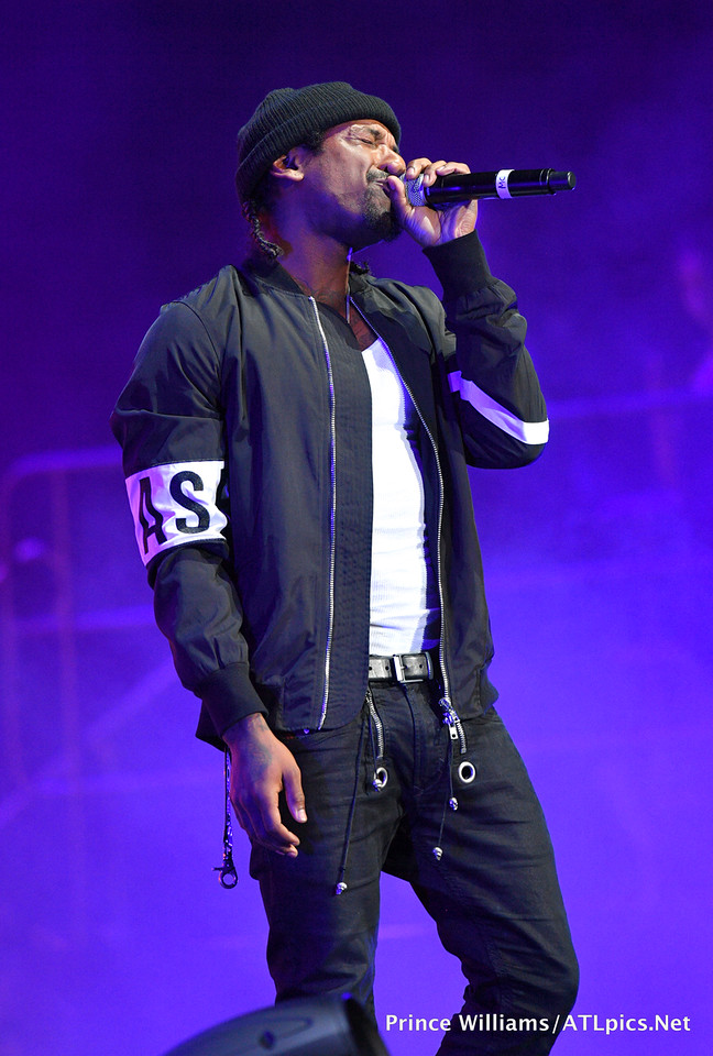 Lloyd + Surprise Guest Ashanti