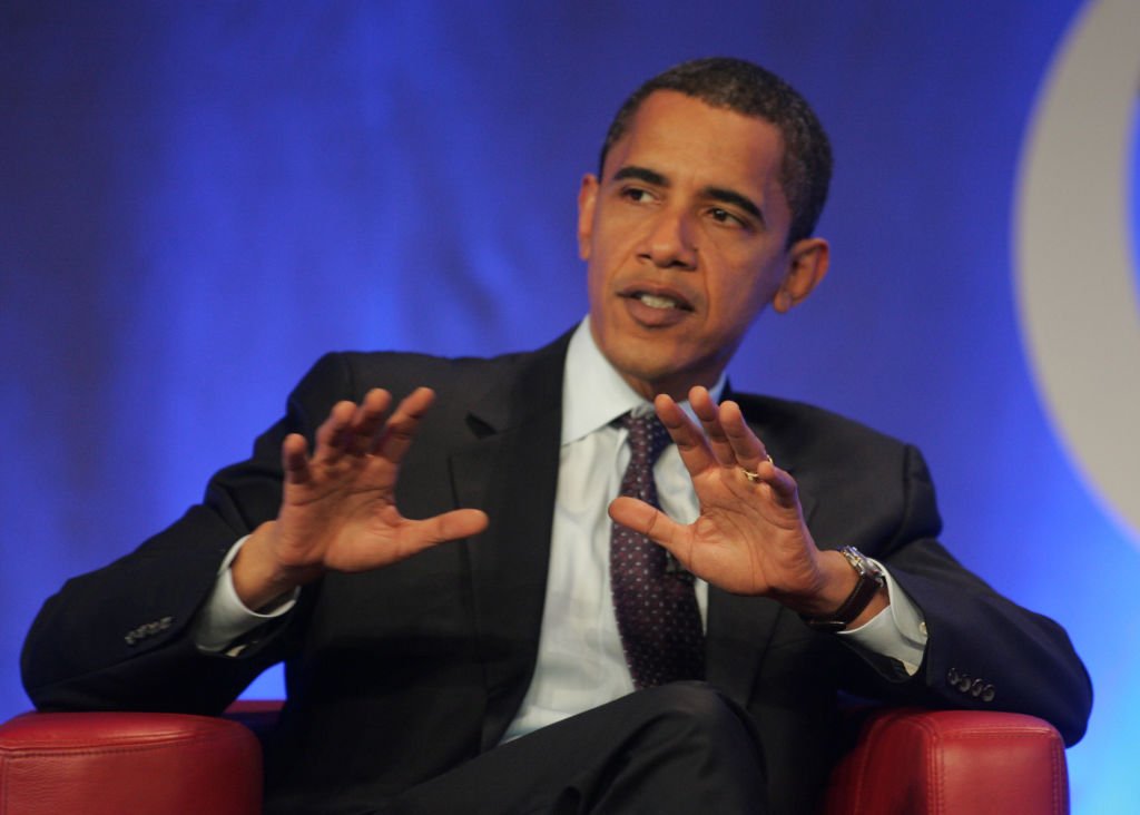 U.S. Senator Barack Obama (D-Illinois) continued courting Silicon Valley voters with another "town hall' style meeting with Google employees in the Mountain View company's cafe Wednesday, Nov. 14, 2007. (Patrick Tehan/Mercury News)