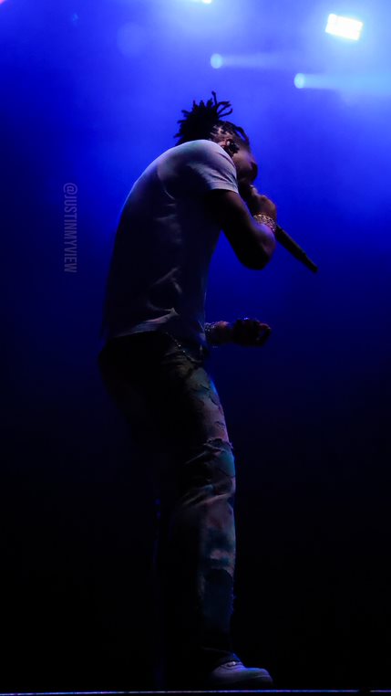 Lil Baby performs all his hits