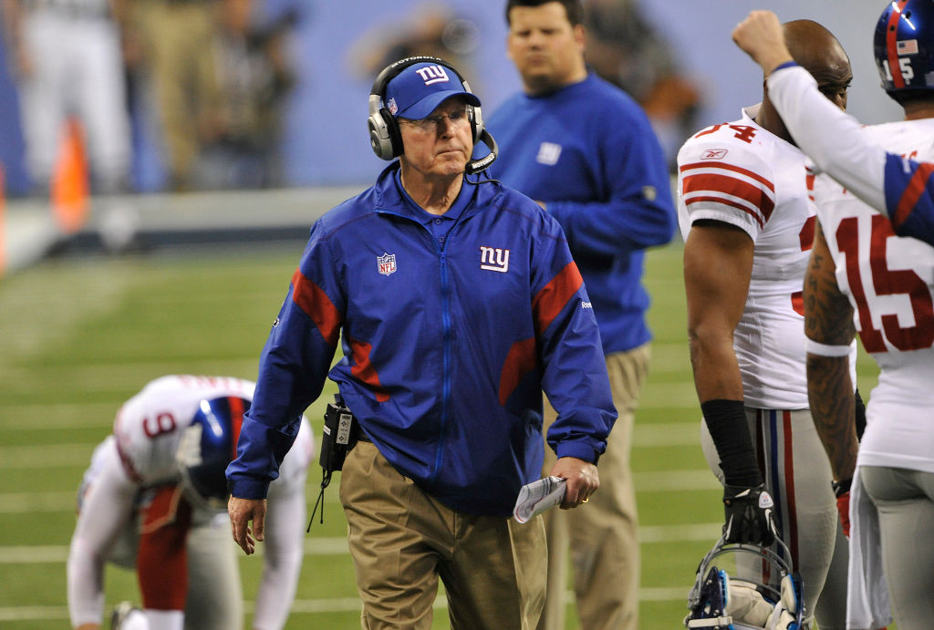 Super Bowl XLVI - New York Giants v New England Patriots