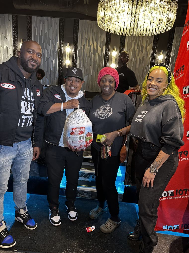 Hot 107.9 & The Morning Hustle At Harolds Chicken and Ice Bar - Panola
