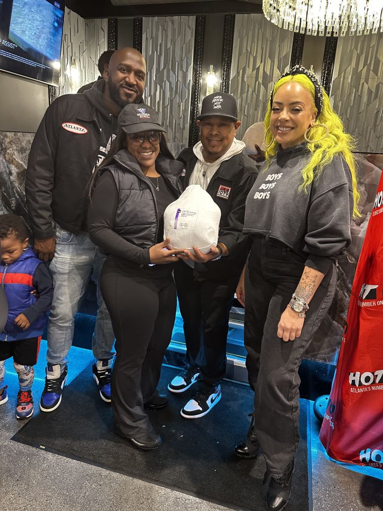 Hot 107.9 & The Morning Hustle At Harolds Chicken and Ice Bar - Panola